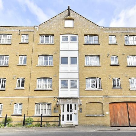 Beautiful Flat With Terrace Apartment Londra Exterior foto