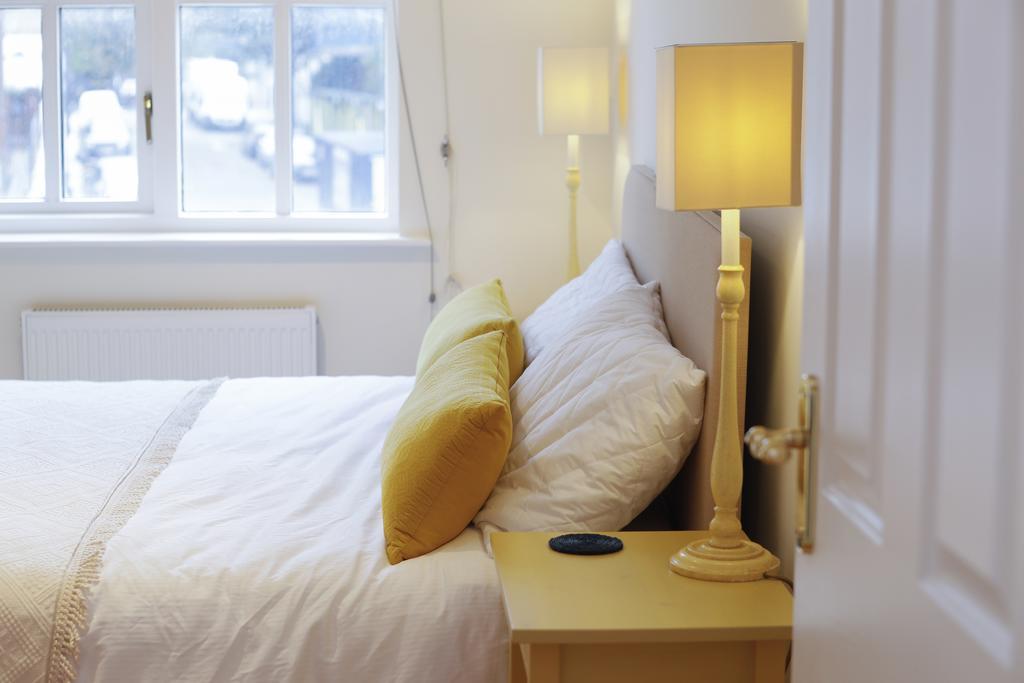 Beautiful Flat With Terrace Apartment Londra Exterior foto