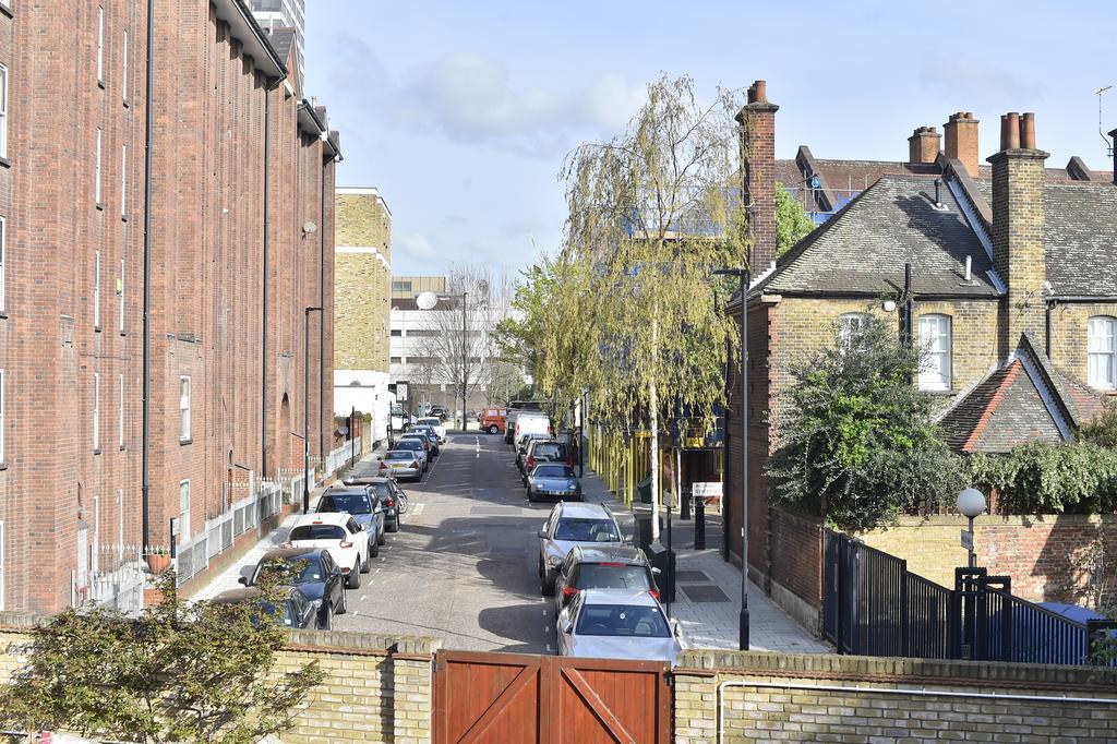 Beautiful Flat With Terrace Apartment Londra Exterior foto
